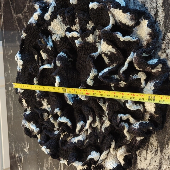 Doll Dress Vintage Handmade Layered/Tiered Crochet. Doll not included! - Picture 7 of 10